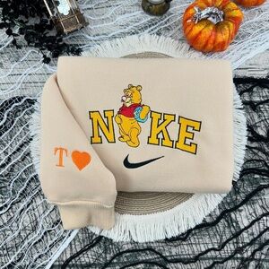 👻- Pooh and friends are having a hunny of a Halloween!🎃